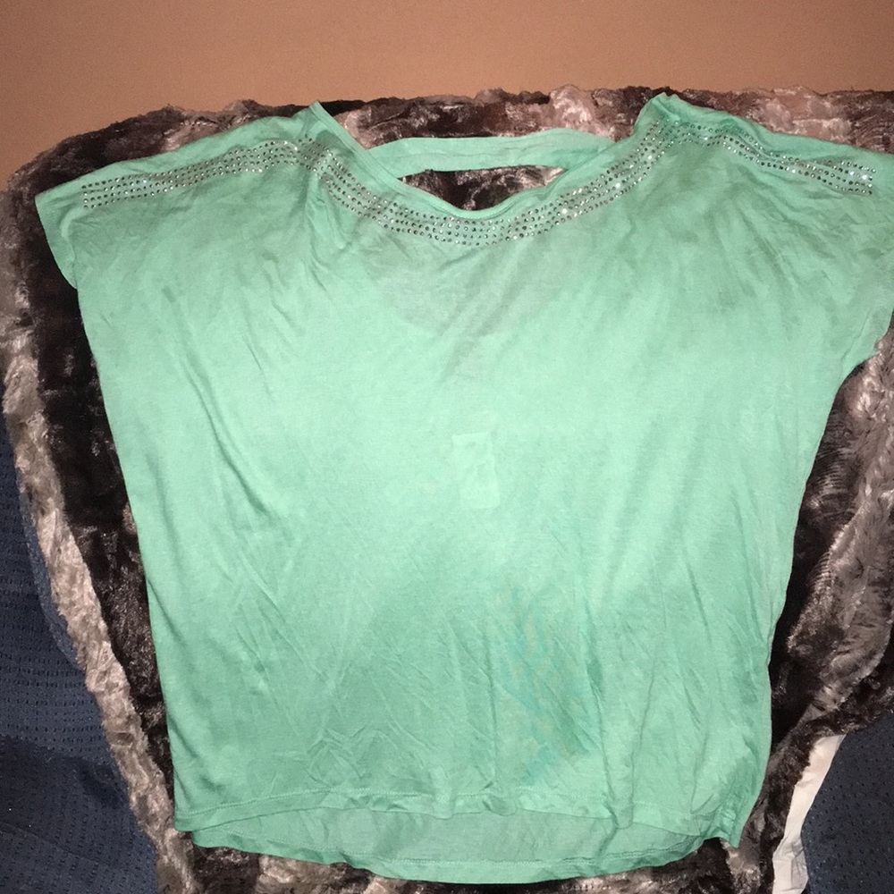 Blouse with details on the front